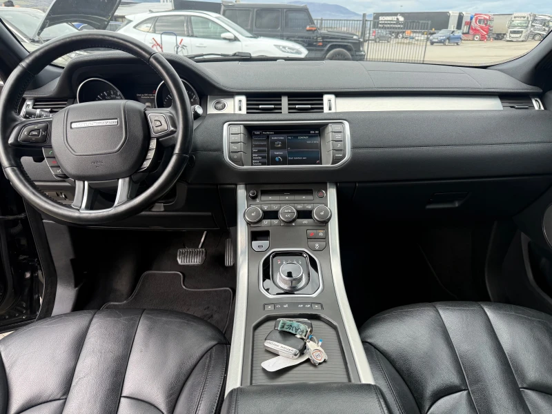 Land Rover Range Rover Evoque 2.2DT4 Собствен лизинг !!!, снимка 11 - Автомобили и джипове - 53391965