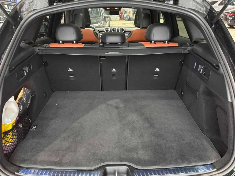 Mercedes-Benz GLC 300 /DISTRONIC/360/PANO/NAVI/AMBIENT, снимка 12 - Автомобили и джипове - 53580515