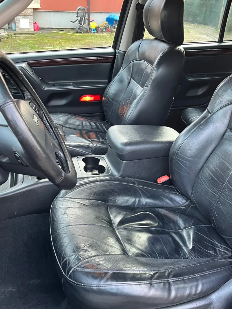 Jeep Grand cherokee 2.7 CRD, снимка 10 - Автомобили и джипове - 53591543