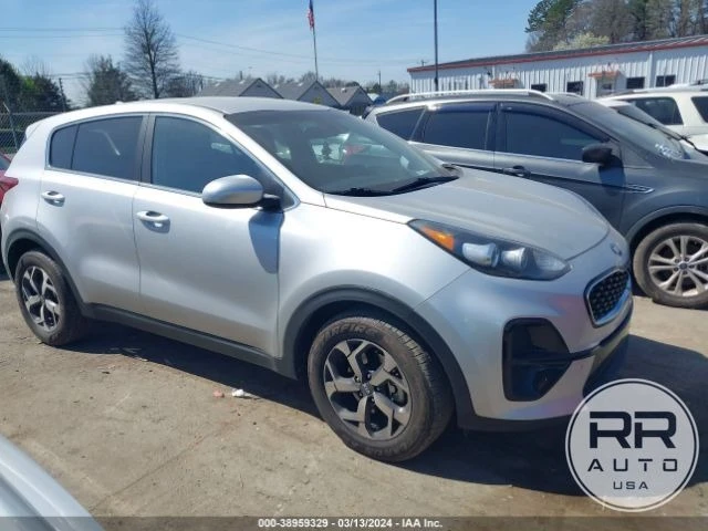 Kia Sportage, снимка 13 - Автомобили и джипове - 47070769