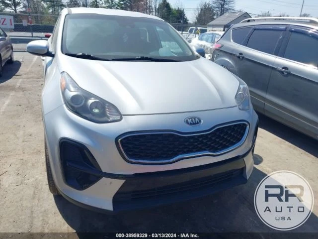 Kia Sportage, снимка 12 - Автомобили и джипове - 47070769