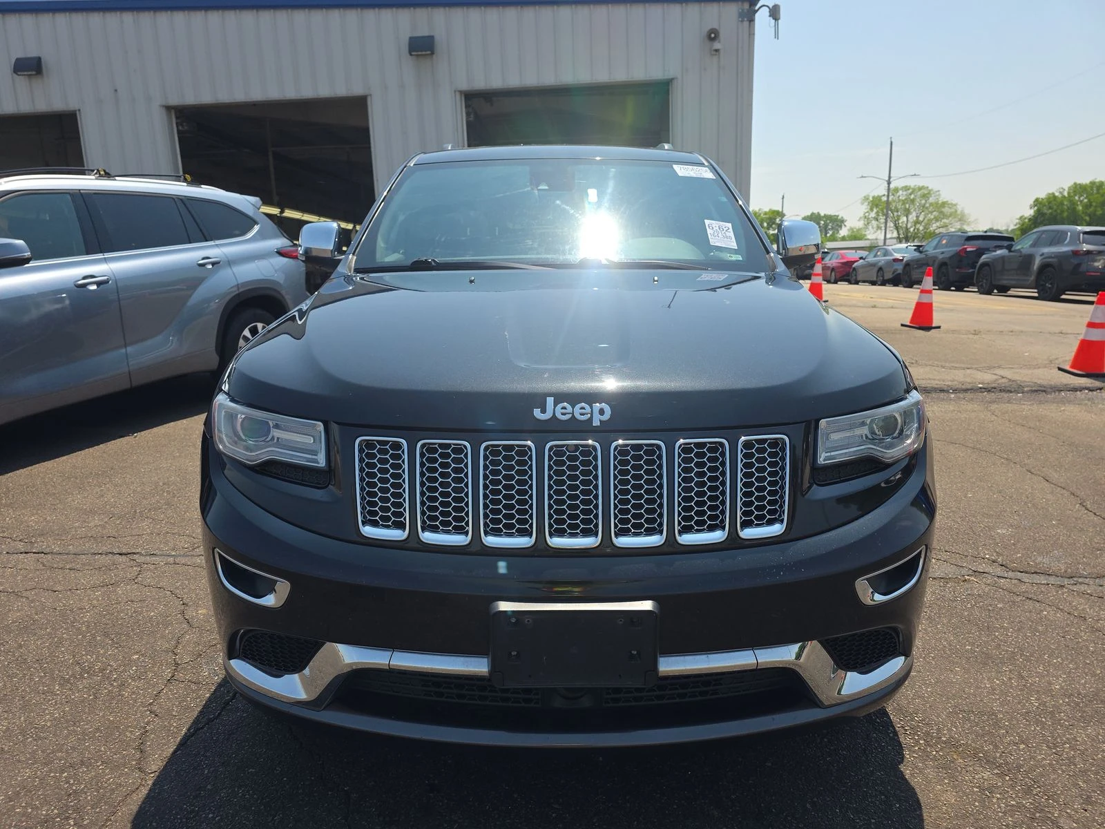 Jeep Grand cherokee SUMMIT* Обдух* Премиум музика* Дистроник* Keyless - изображение 3