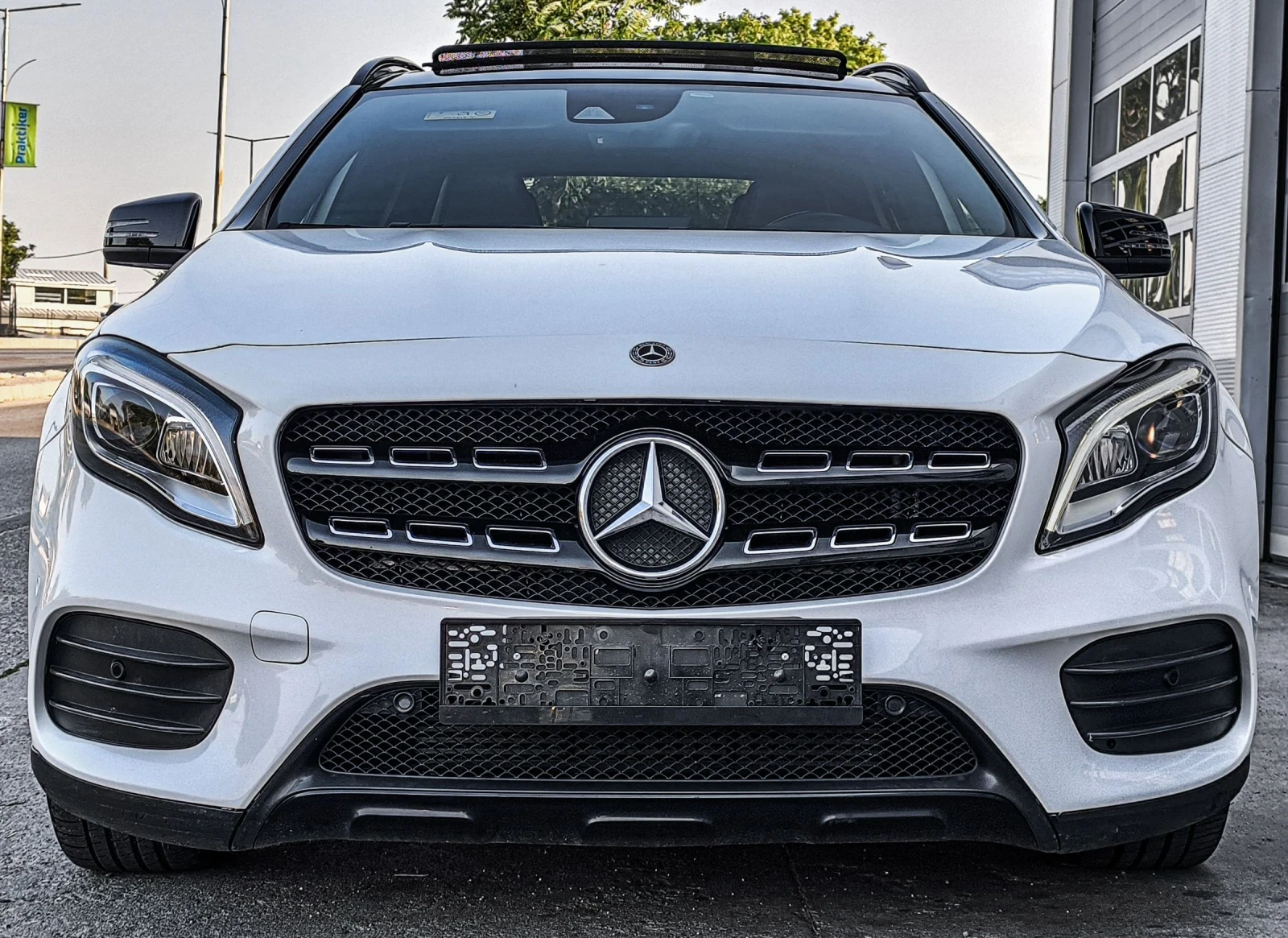 Mercedes-Benz GLA 220 CDI 4-MATIC AMG LINE FACELIFT ПАНОРАМА - изображение 2
