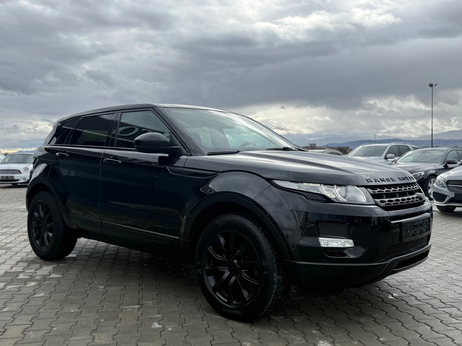 Land Rover Range Rover Evoque 2.2DT4 Собствен лизинг !!! - изображение 3