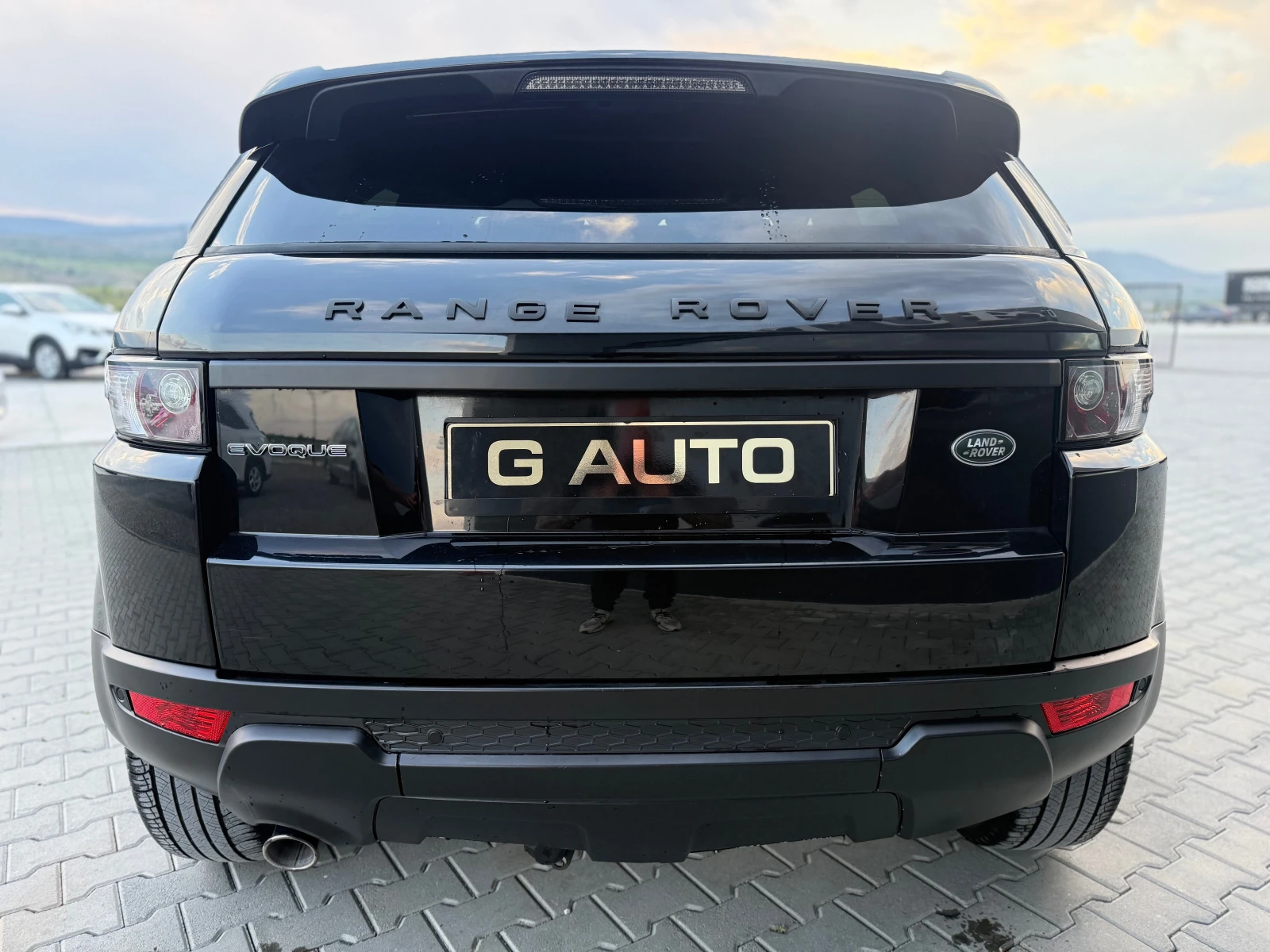 Land Rover Range Rover Evoque 2.2DT4 Собствен лизинг !!!, снимка 6 - Автомобили и джипове - 53391965
