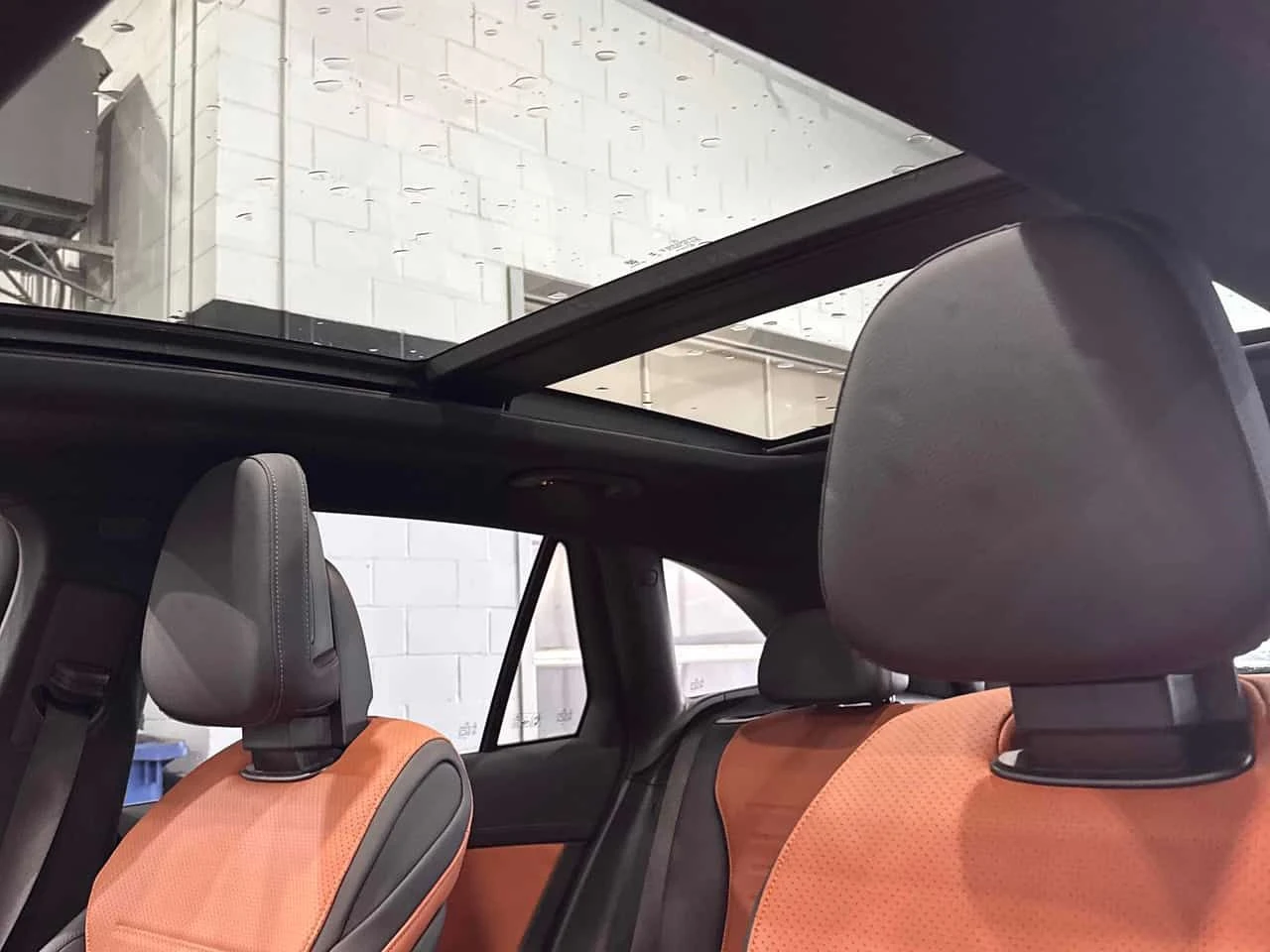 Mercedes-Benz GLC 300 /DISTRONIC/360/PANO/NAVI/AMBIENT | Mobile.bg � ����������� 10