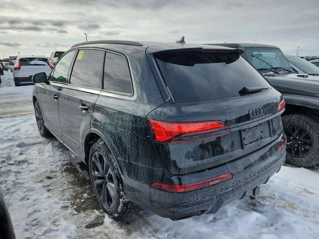 Audi Q7 * PROGRESSIV * CARFAX * ДИСТРОНИК * ОБУДХВАНЕ * PA - изображение 4