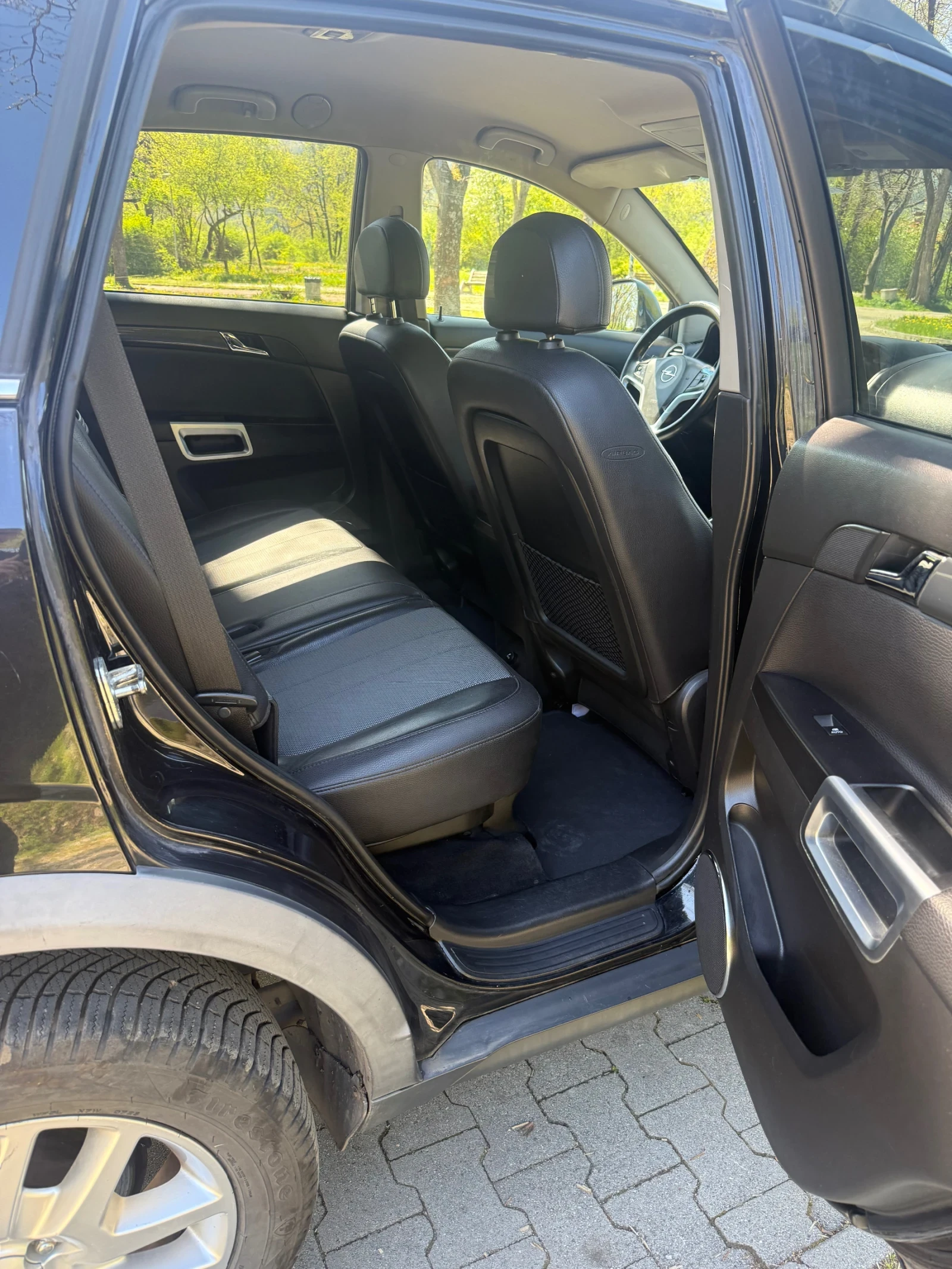 Opel Antara 2.2 COSMO, снимка 7 - Автомобили и джипове - 54310276