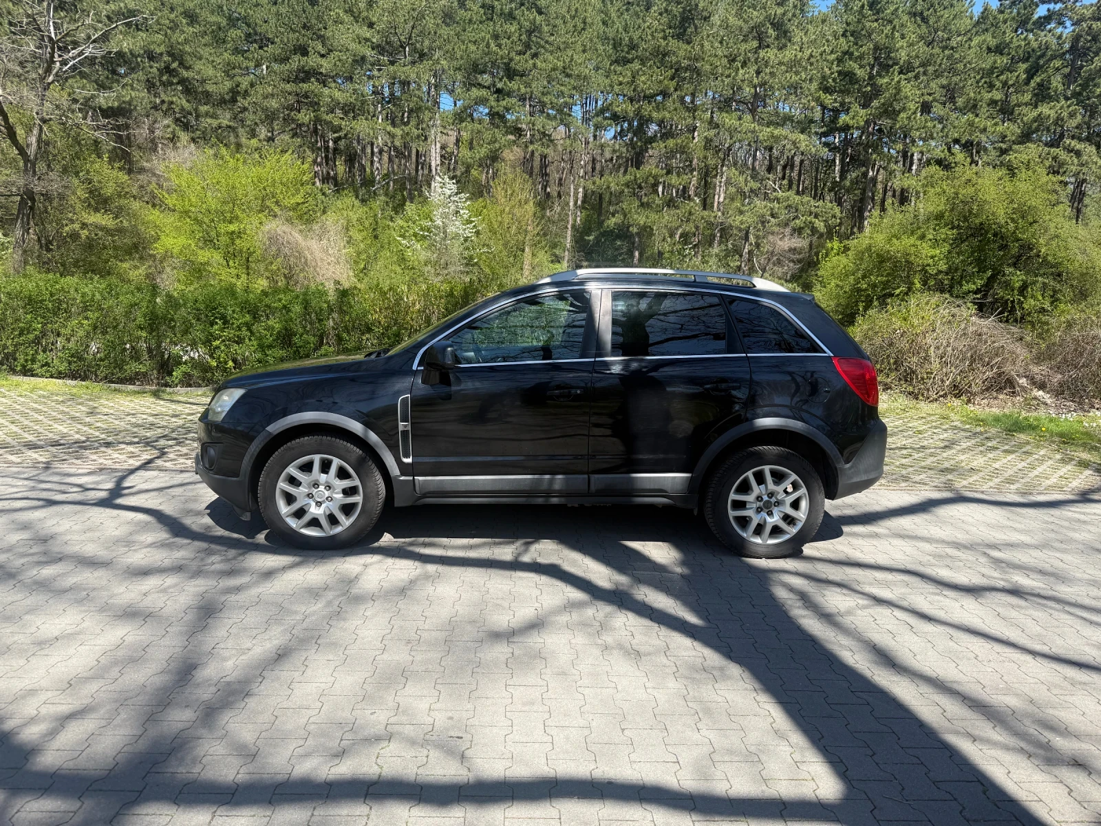 Opel Antara 2.2 COSMO, снимка 3 - Автомобили и джипове - 54310276