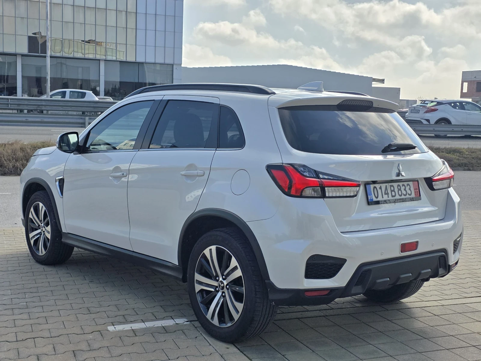 Mitsubishi ASX 2.0i 4x4 AUTOMATIC , снимка 3 - Автомобили и джипове - 54570173