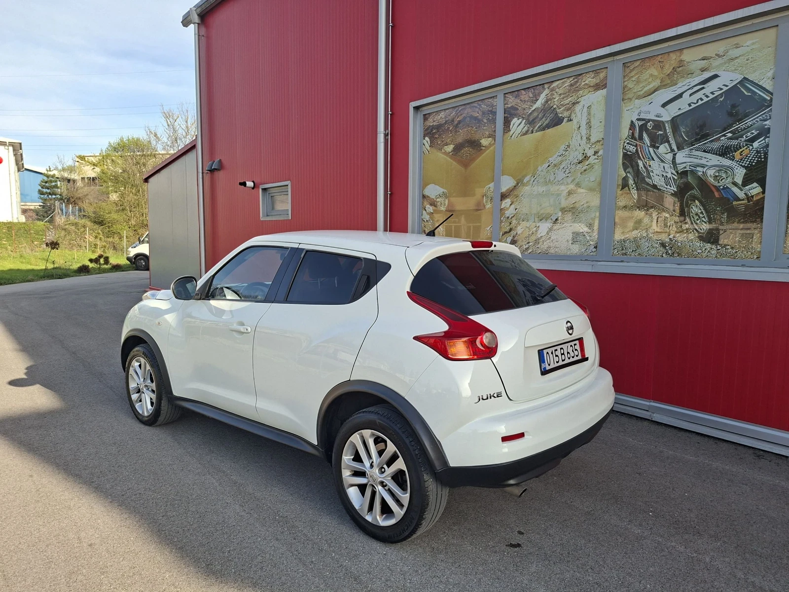 Nissan Juke 1.6 бензин 16V, снимка 5 - Автомобили и джипове - 54589438