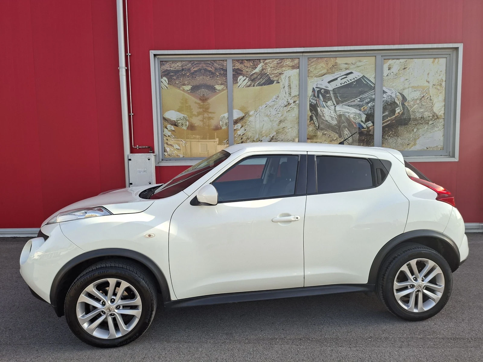 Nissan Juke 1.6 бензин 16V, снимка 6 - Автомобили и джипове - 54589438
