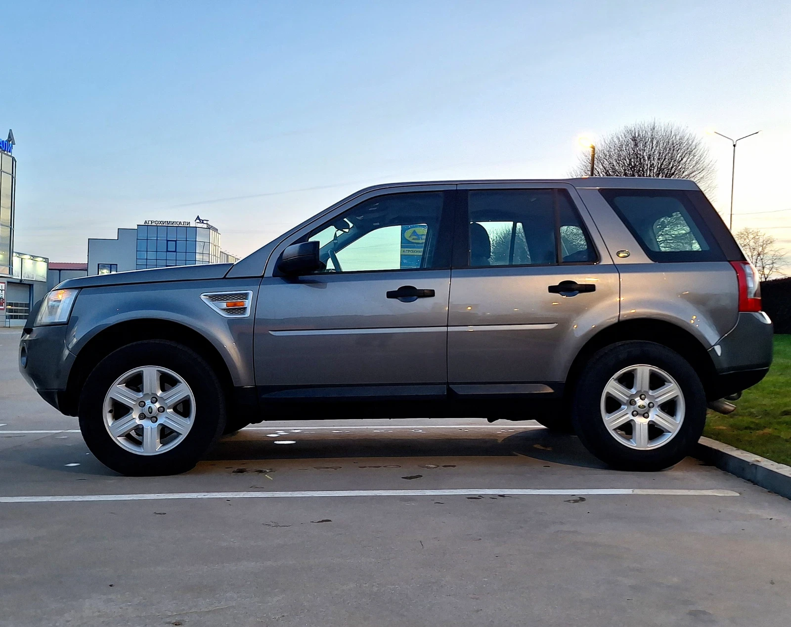 Land Rover Freelander 2.2td4 4x4, снимка 7 - Автомобили и джипове - 54655736