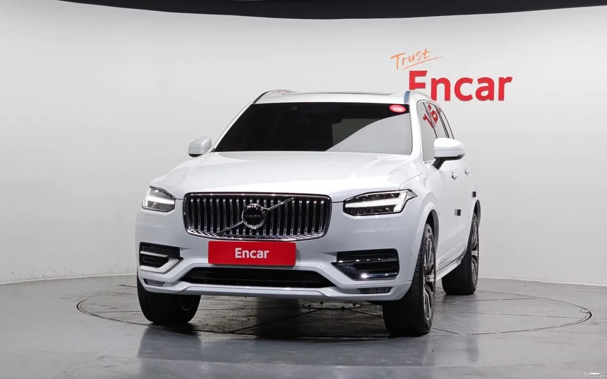 Volvo Xc90 * T6* INSCRIPTION* DIS* 360* HUD* BOWERS & WILKINS, снимка 3 - Автомобили и джипове - 54698912