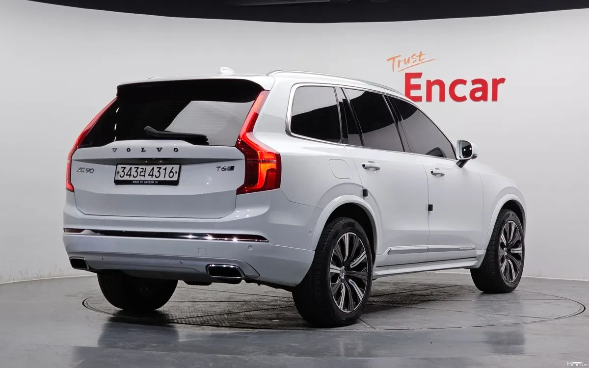 Volvo Xc90 * T6* INSCRIPTION* DIS* 360* HUD* BOWERS & WILKINS, снимка 2 - Автомобили и джипове - 54698912
