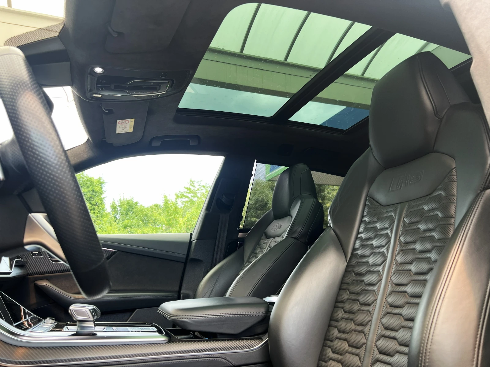Audi RSQ8 CERAMIC / B&O / 360 / HUD / MATRIX / PANO/ VIRTUAL, снимка 8 - Автомобили и джипове - 55177009