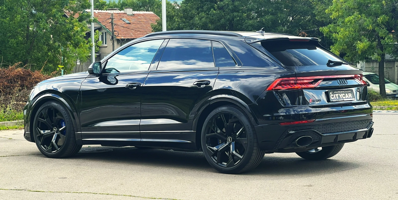 Audi RSQ8 CERAMIC / B&O / 360 / HUD / MATRIX / PANO/ VIRTUAL, снимка 4 - Автомобили и джипове - 55177009