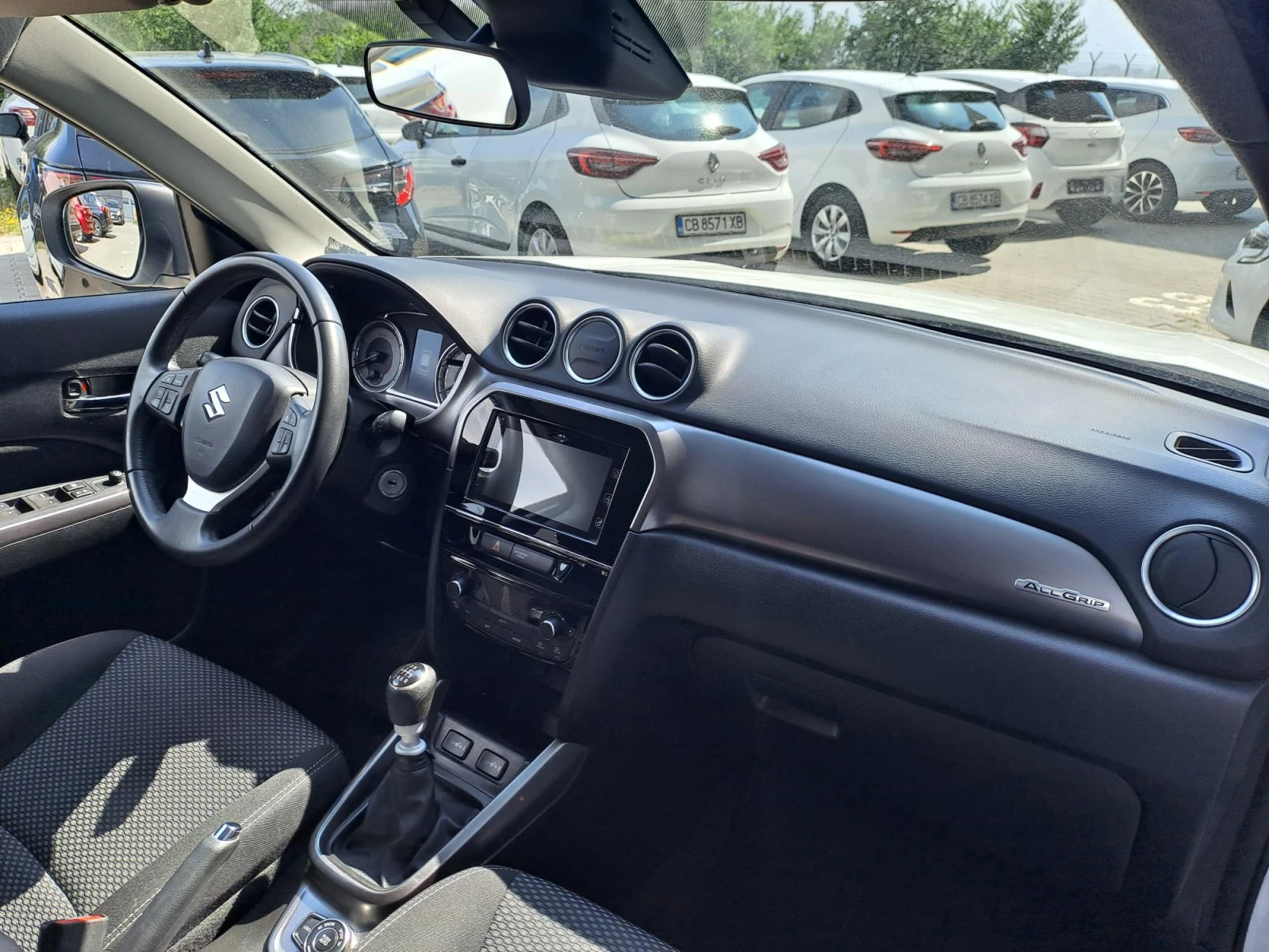 Suzuki Vitara 1.4 GL+ Booster jet Mild Hybrid 4X4, снимка 15 - Автомобили и джипове - 55574739