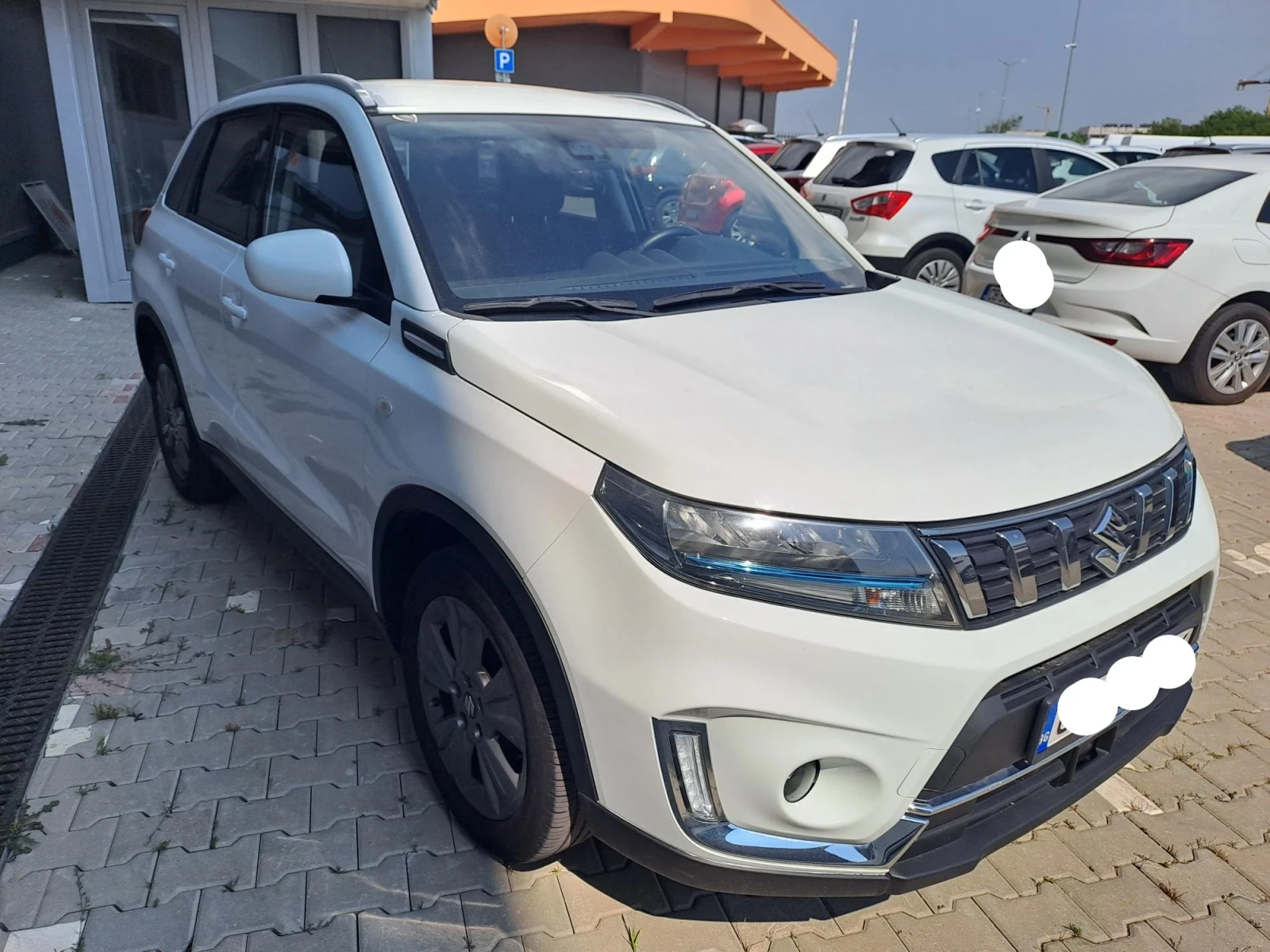 Suzuki Vitara 1.4 GL+ Booster jet Mild Hybrid 4X4, снимка 3 - Автомобили и джипове - 55574739