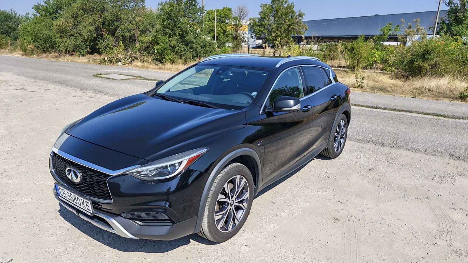 Infiniti QX30 2.0T AWD, снимка 3 - Автомобили и джипове - 55771922