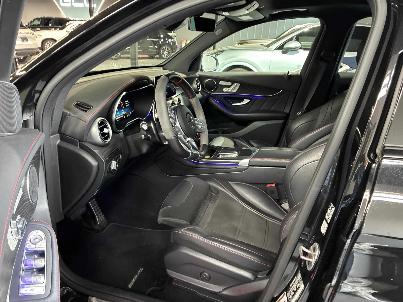 Mercedes-Benz GLC * AMG 43 * CARFAX * ЦЕНА ДО БГ, снимка 8 - Автомобили и джипове - 55806776