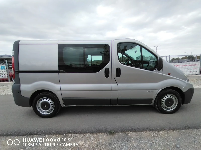 Renault Trafic 2.0, снимка 7 - Бусове и автобуси - 45743817