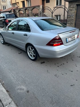 Mercedes-Benz C 220 2.2, снимка 4