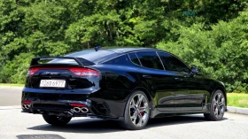 Kia Stinger 3.3 Turbo 2WD GT* КОЖА* ОБДУХВ* НАВИ, снимка 4