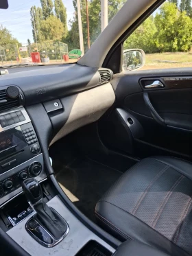 Mercedes-Benz C 220, снимка 8