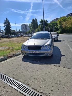 Mercedes-Benz C 220, снимка 2