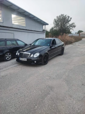 Mercedes-Benz E 320, снимка 2
