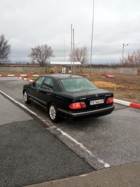 Mercedes-Benz E 200 Kompressor , снимка 3