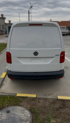 Обява за продажба на VW Caddy 1.4 TGI КАТО НОВ ~40 800 лв. - изображение 4 | Auto.bg Обява за продажба на VW Caddy 1.4 TGI КАТО НОВ ~40 800 лв. - изображение 4