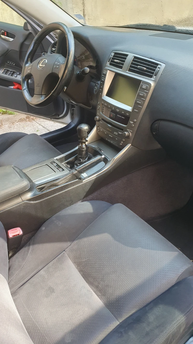 Lexus IS 220d 220D, снимка 11 - Автомобили и джипове - 46531069