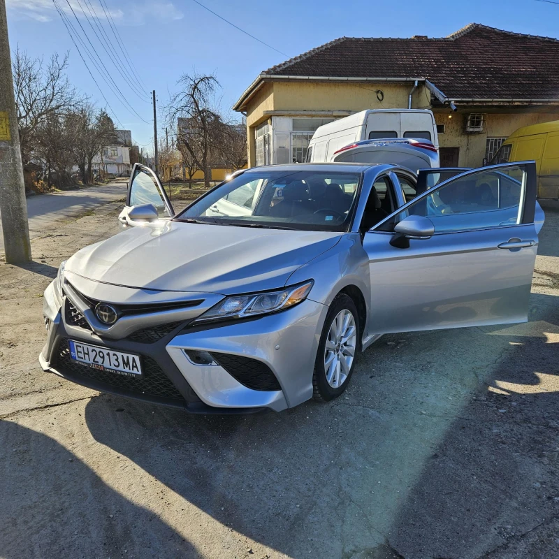 Toyota Camry, снимка 1 - Автомобили и джипове - 47618698