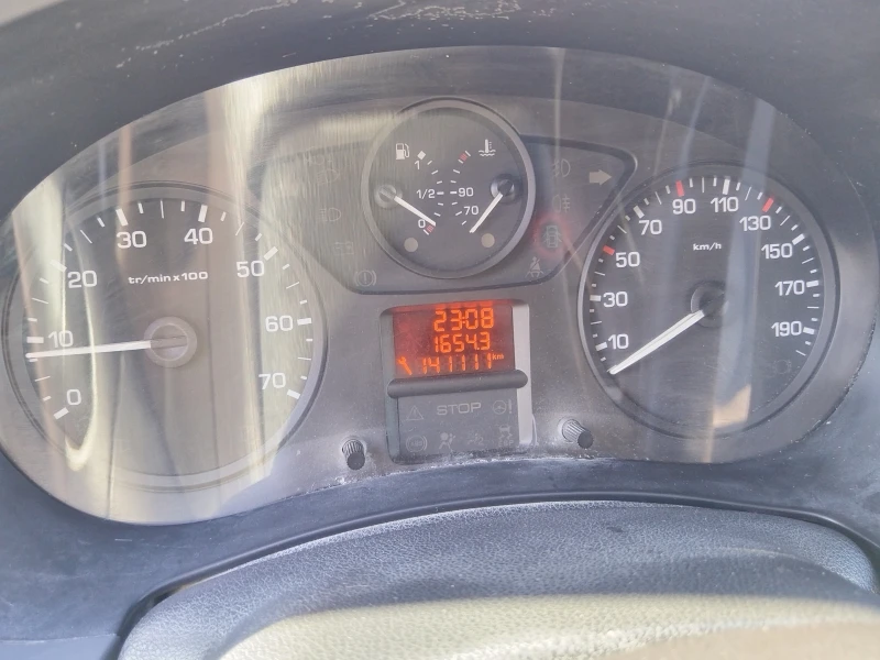 Citroen Berlingo 141110 km., снимка 12 - Автомобили и джипове - 48120040