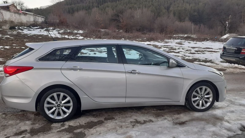 Hyundai I40 1.7CRDi klimatronik , снимка 8 - Автомобили и джипове - 48537717