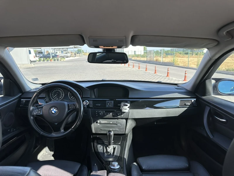 BMW 330 Xdrive, снимка 7 - Автомобили и джипове - 52580801