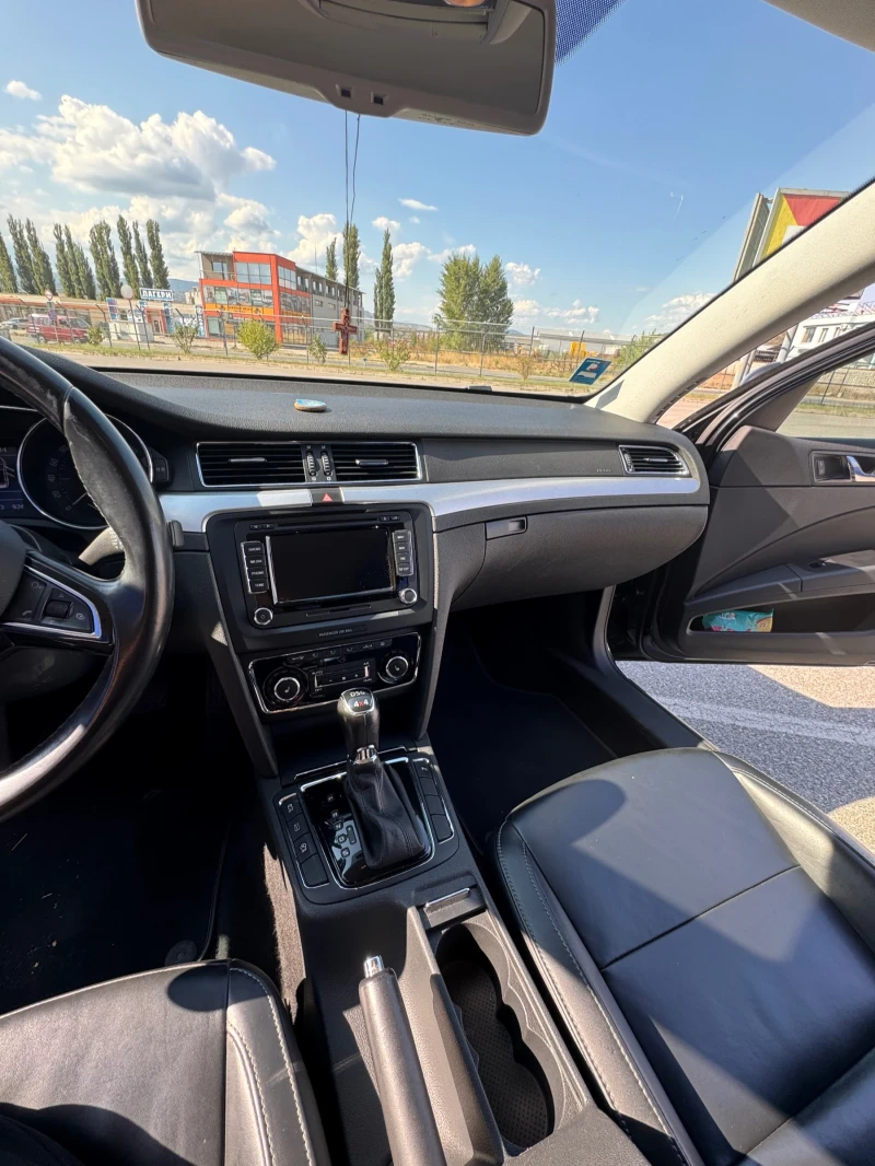 Skoda Superb, снимка 8 - Автомобили и джипове - 52369800