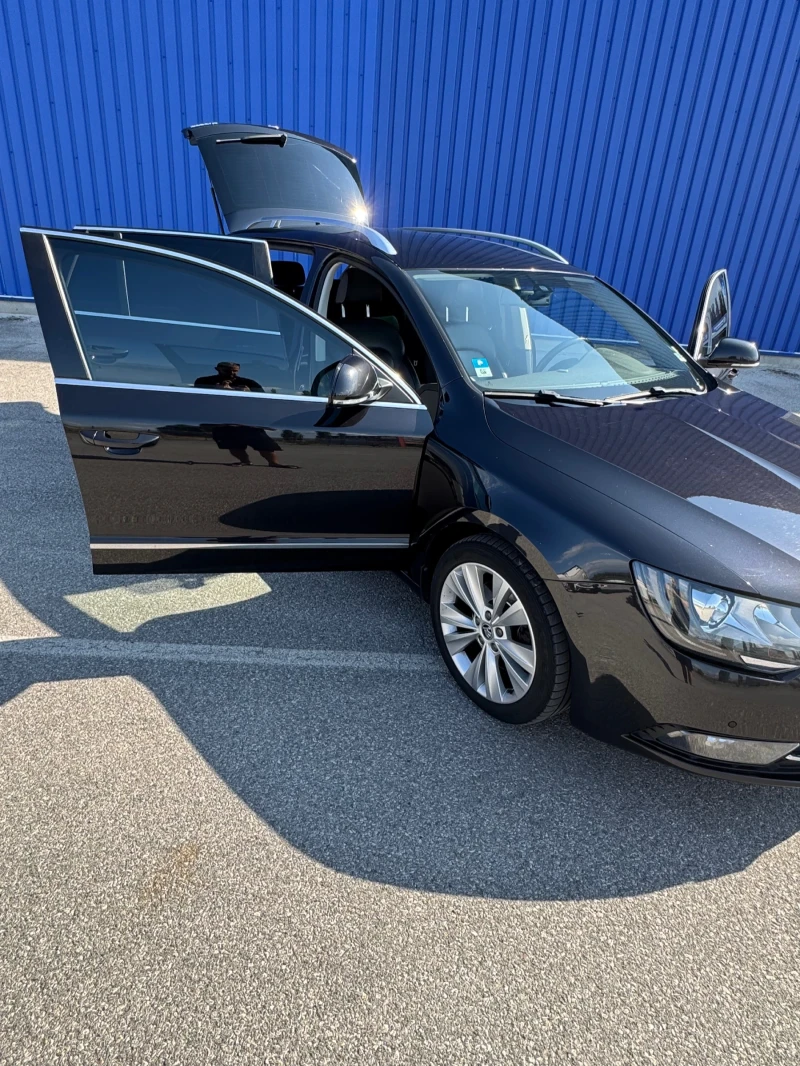 Skoda Superb, снимка 2 - Автомобили и джипове - 52369800
