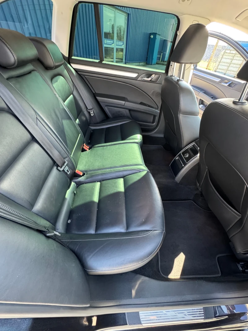 Skoda Superb, снимка 16 - Автомобили и джипове - 52369800