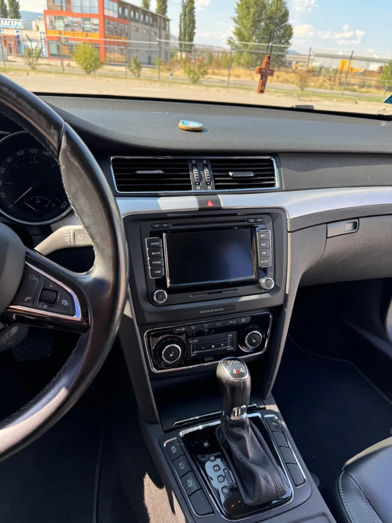 Skoda Superb, снимка 11 - Автомобили и джипове - 52369800