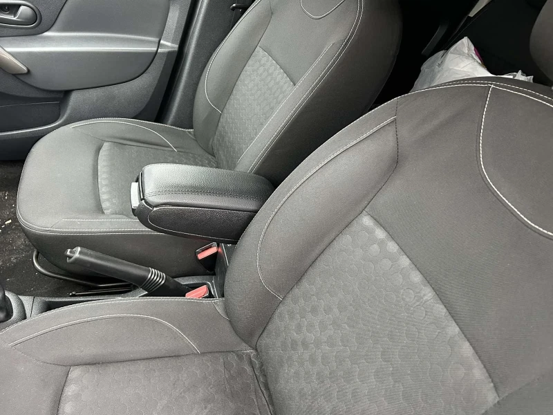 Dacia Sandero, снимка 7 - Автомобили и джипове - 52681834