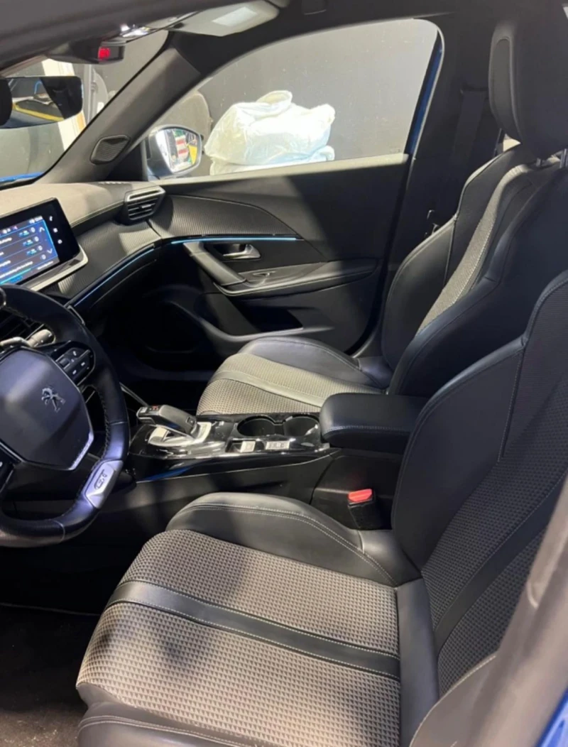 Peugeot 2008 GT LINE 1.5HDI 8DCT, снимка 8 - Автомобили и джипове - 52713135