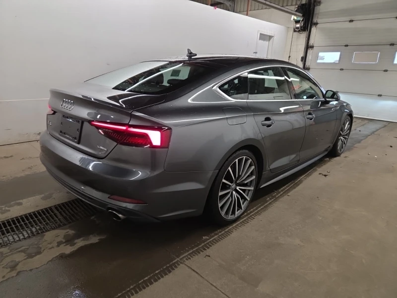 Audi A5 2.0 SPORTBACK PROGRESSIV, снимка 4 - Автомобили и джипове - 53274456