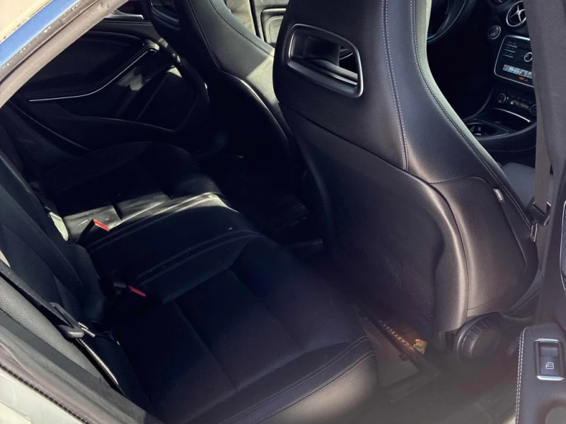 Mercedes-Benz CLA * 250 * CARFAX * БЕЗ ПЪРВОНАЧАЛНА ВНОСКА, снимка 13 - Автомобили и джипове - 53289965