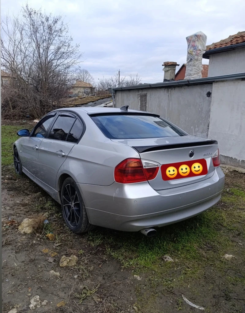 BMW 320, снимка 2 - Автомобили и джипове - 53393271