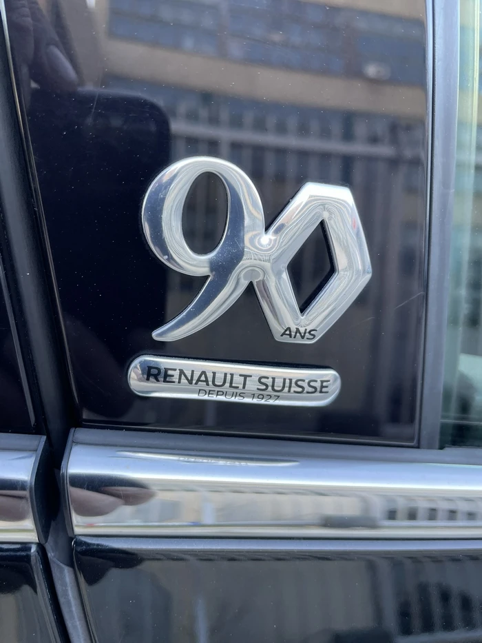 Renault Megane 1.6 I - ШВЕЙЦАРИЯ, снимка 16 - Автомобили и джипове - 53655046