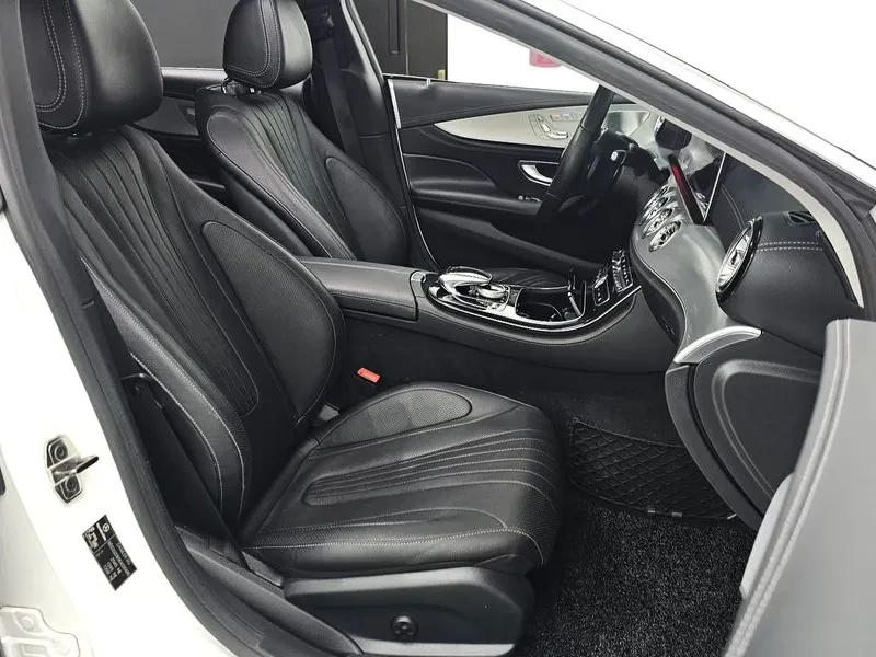 Mercedes-Benz CLS 400, снимка 10 - Автомобили и джипове - 54288632