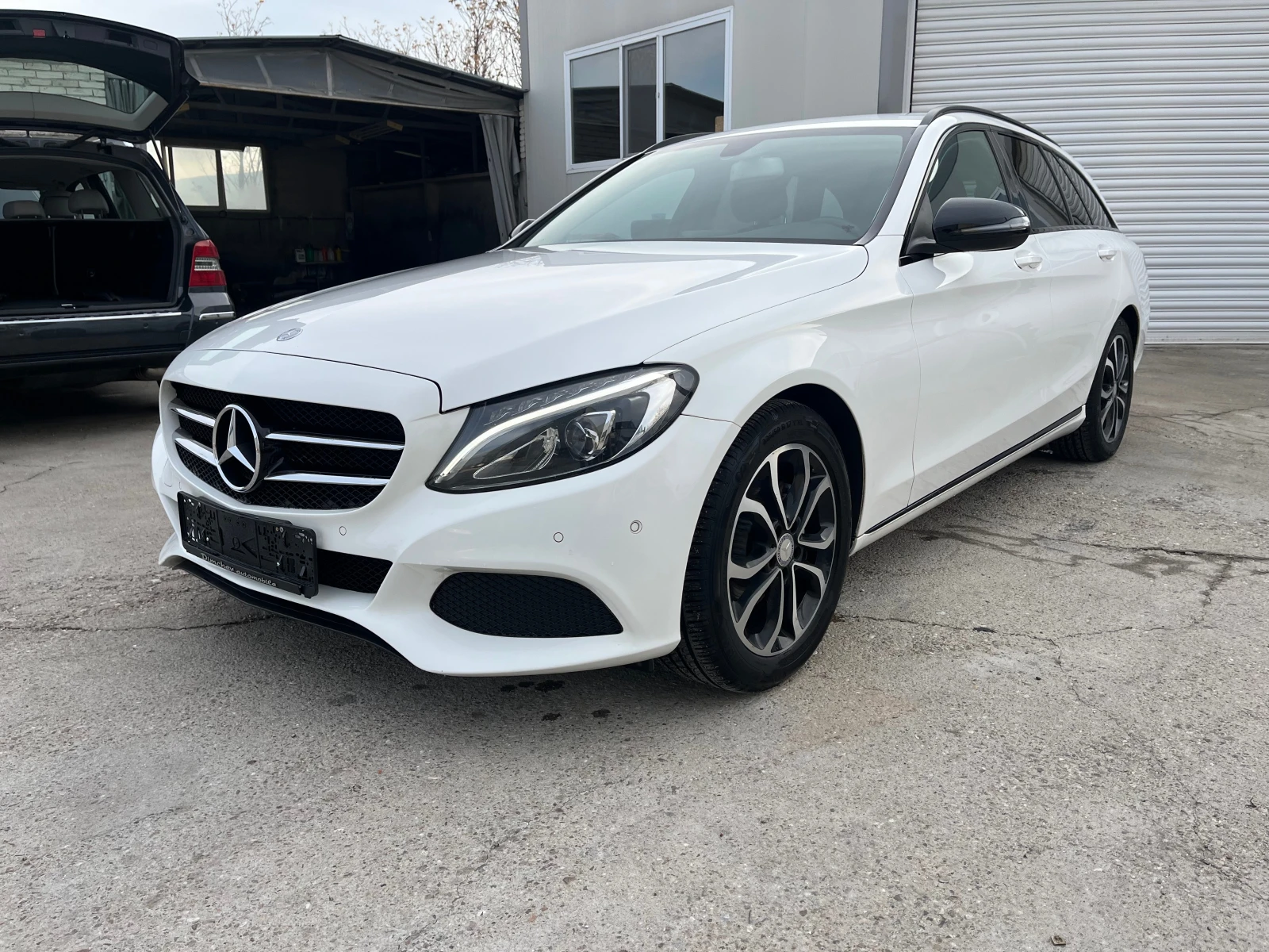 Mercedes-Benz C 220 CDI 170 k.c | Mobile.bg — изображение 1